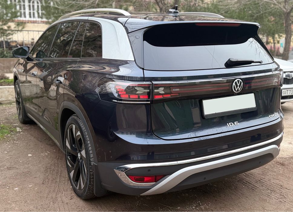 Volkswagen ID.6 crozz