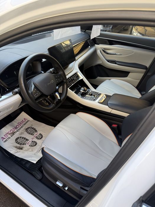 Byd song plus hibrit kraskasi tozza.  Holati zor