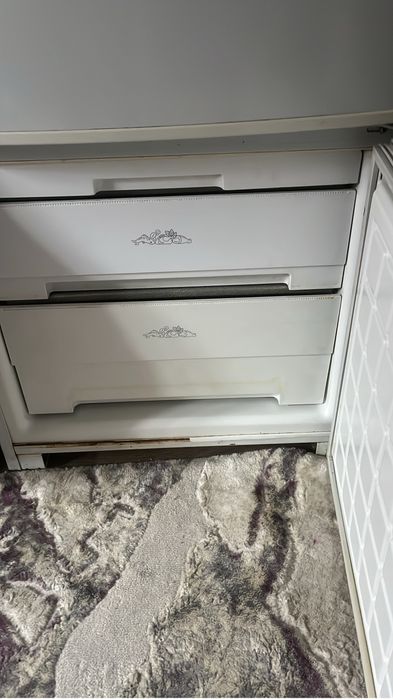 Холодильник 30 000