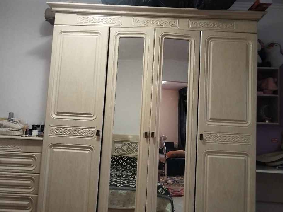 Спальная гарнитура полностью