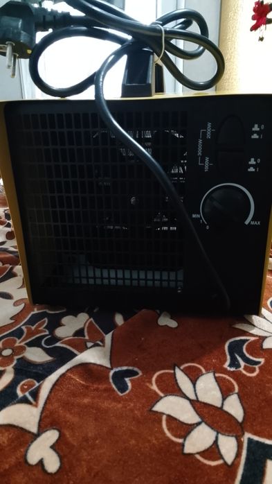 Vând aeroterma noua