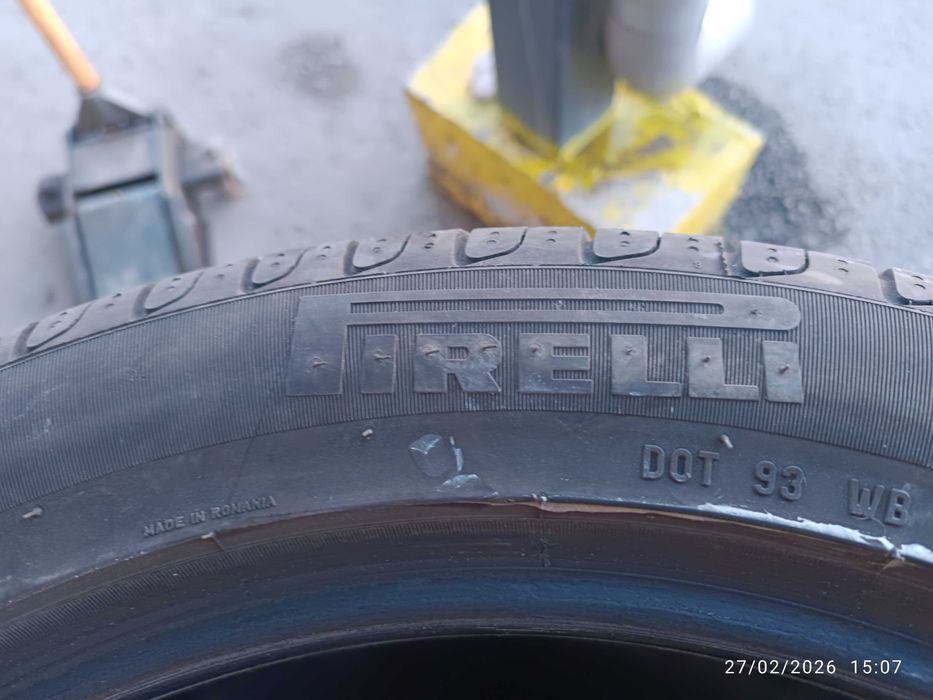 4бр. летни гуми 235/45/18 Pirelli