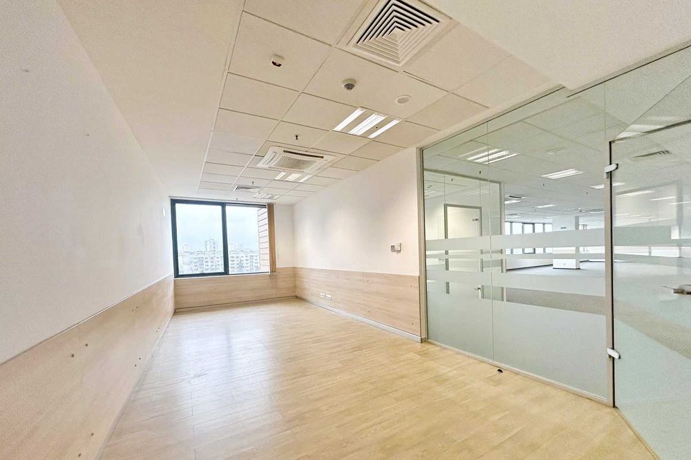 Дава се под наем Офис в София, Полигона - 650 кв.м за 9271.29 € - Снимка #4