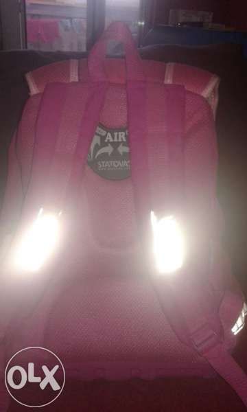 Анатомична ученическа раница +подарък