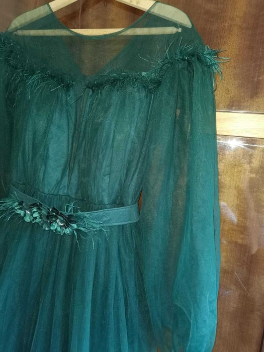 дълга дамска рокля