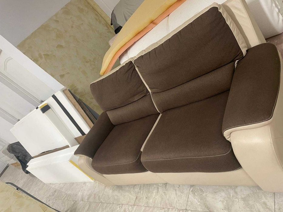 De  vânzare canapea rabatabil cu sistem electric