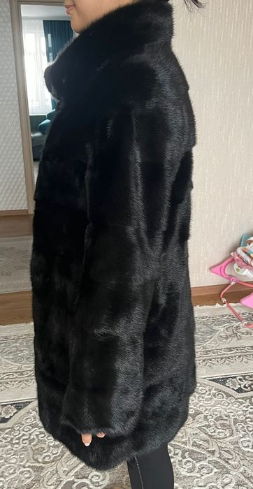 Продам норковую шубу