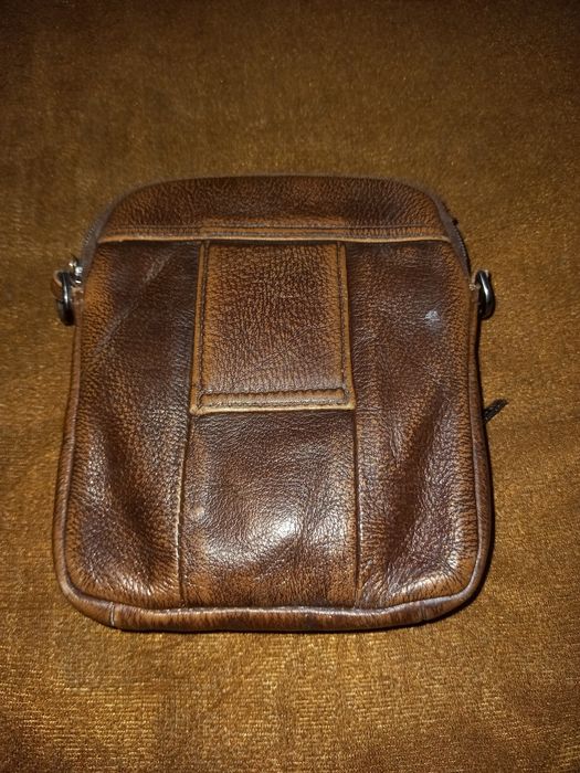 Продаёся мужская барсетка