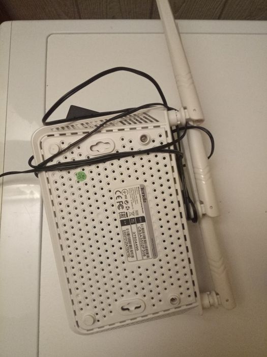 Router tenda n300