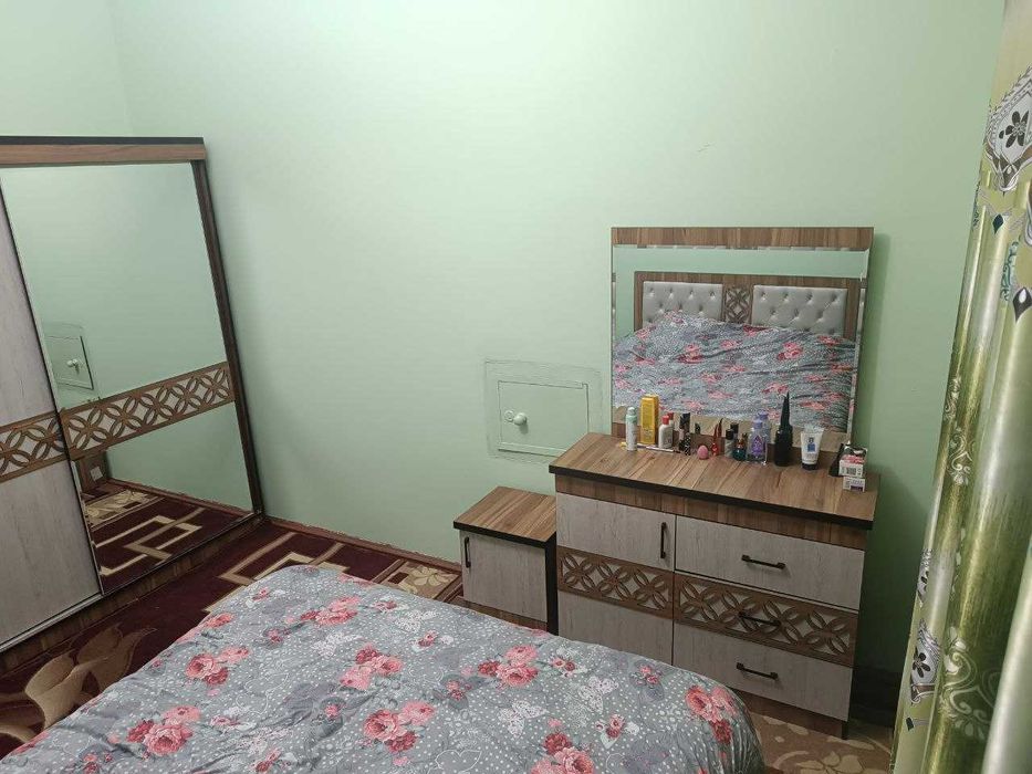 Hovli sotiladi 6 so'tix