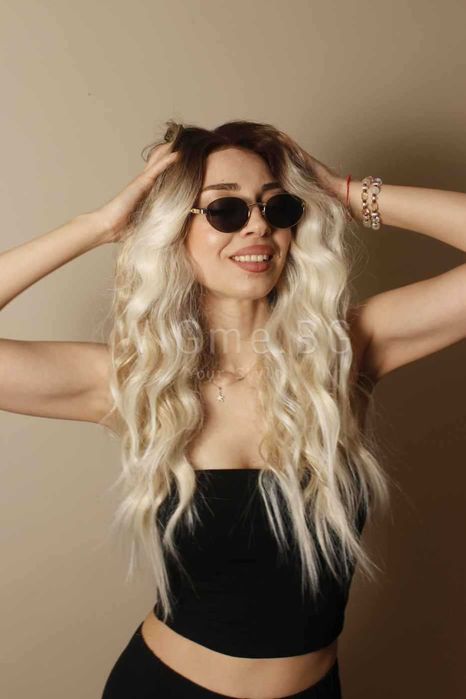 Дълга руса лейс фронт перука на вълни Елиз