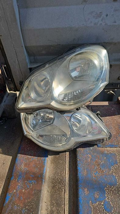 Преданный фары на Фольксваген Polo