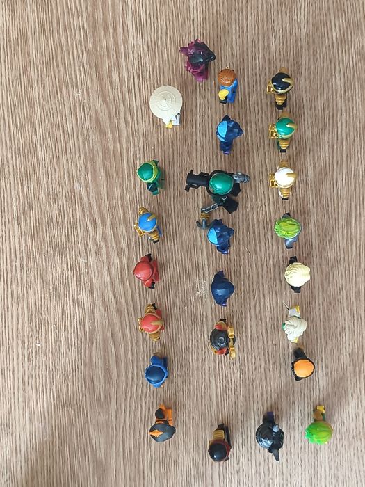 Vând lego Ninjago figurine și seturi originale