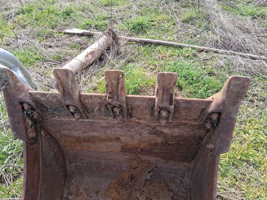Piese buldoexcavator si miniincarcator CASSE