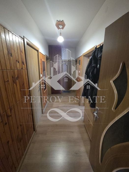 Продава се Къща в Велинград - 240 кв.м за 875 €/кв.м - Снимка #10