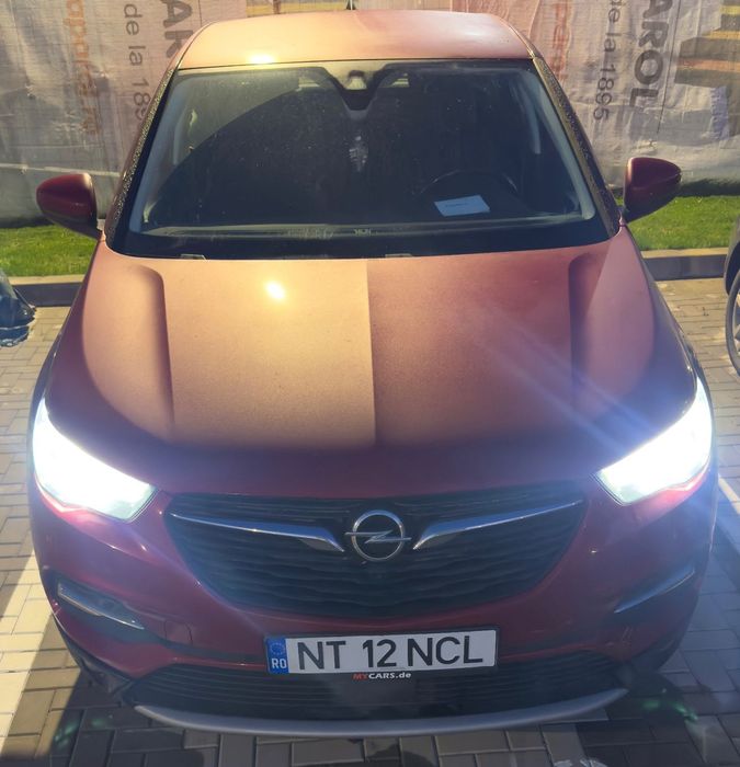 Opel Grandland X Vând OPEL GRANDLAND - X, 1.6 TURBO, Plug-In Hybrid 225