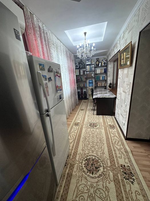 Продаётся 5- комнатная квартира Паркентский