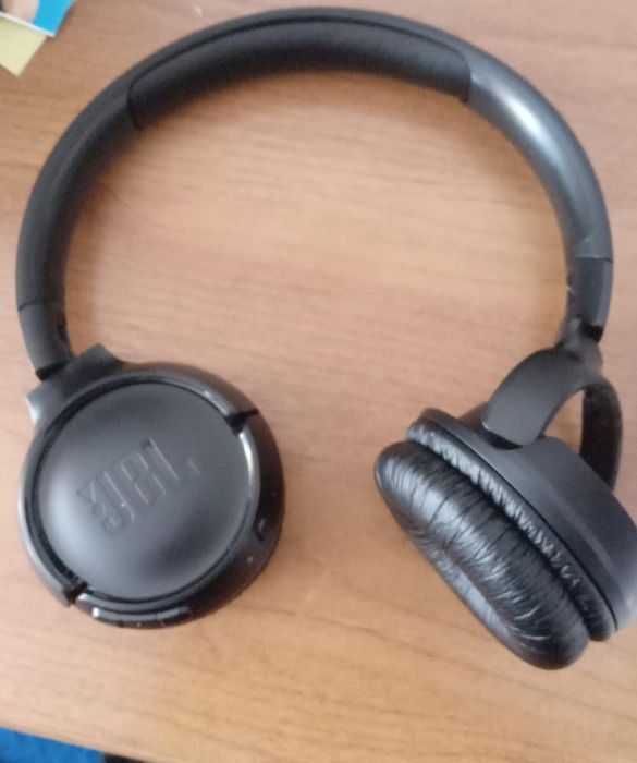 JBL510 наушник состояние идеальное