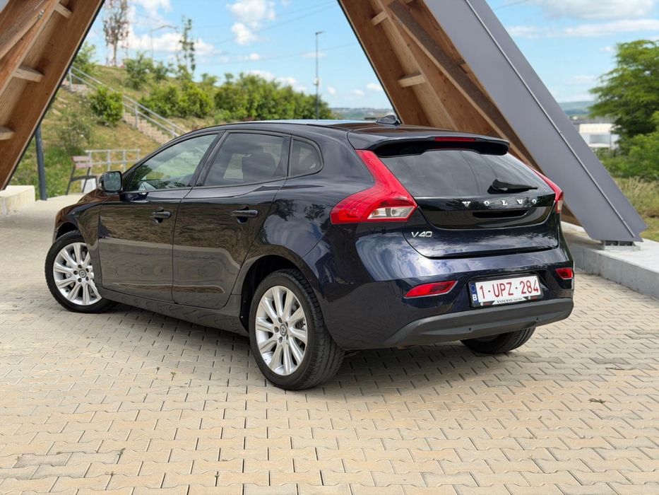 VOLVO V40 2016 — imagine 3