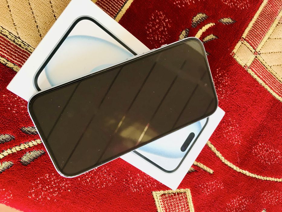 iPhone 15 хорошим состоянии