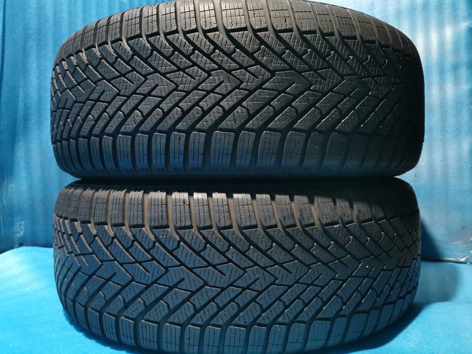 235/60/18 pirelli m+s 2 buc