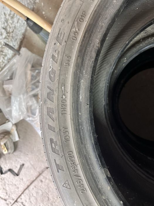 Продам 245/45R20