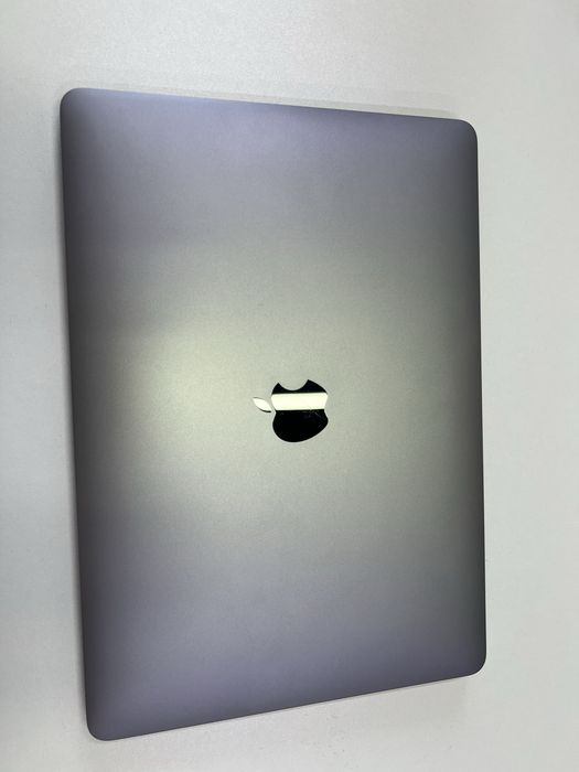 Продам Макбук(Macbook) Air