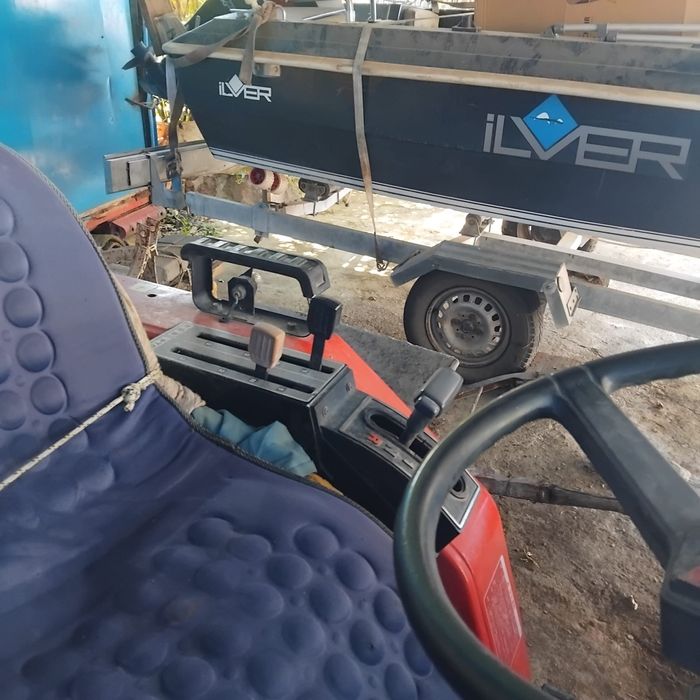 Продавам Трактор комплект