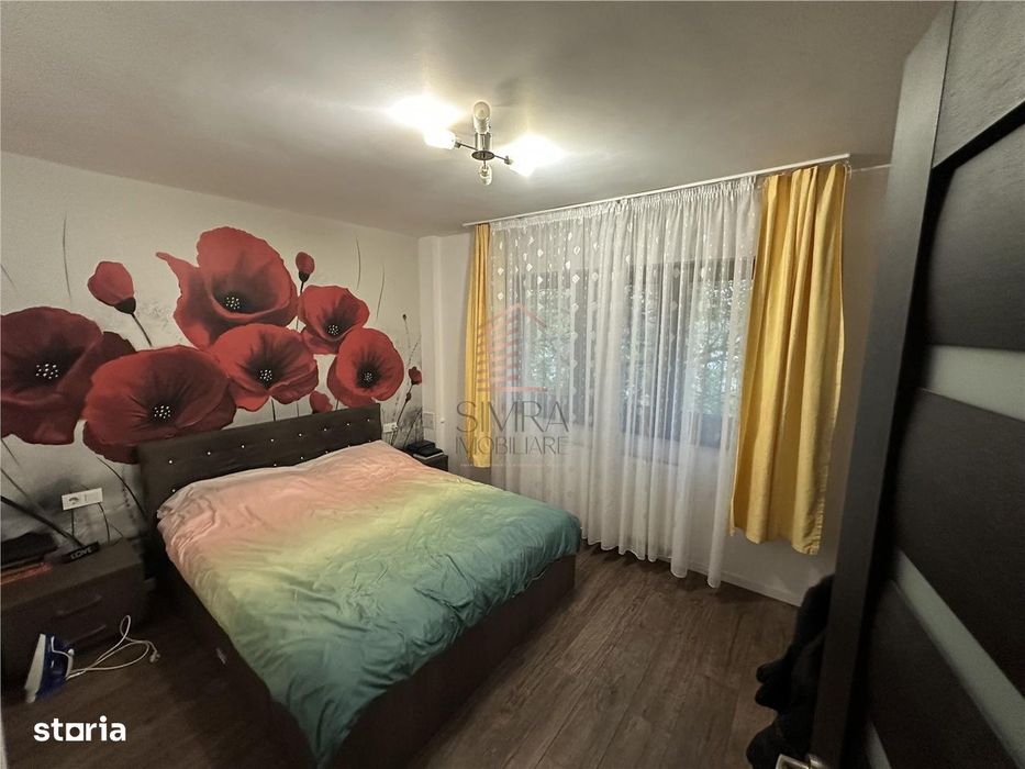 Apartament 3 camere semidecomandat, rogerius