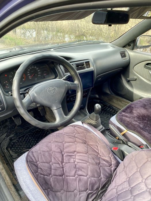 Toyota Corolla 1.3 МКПП