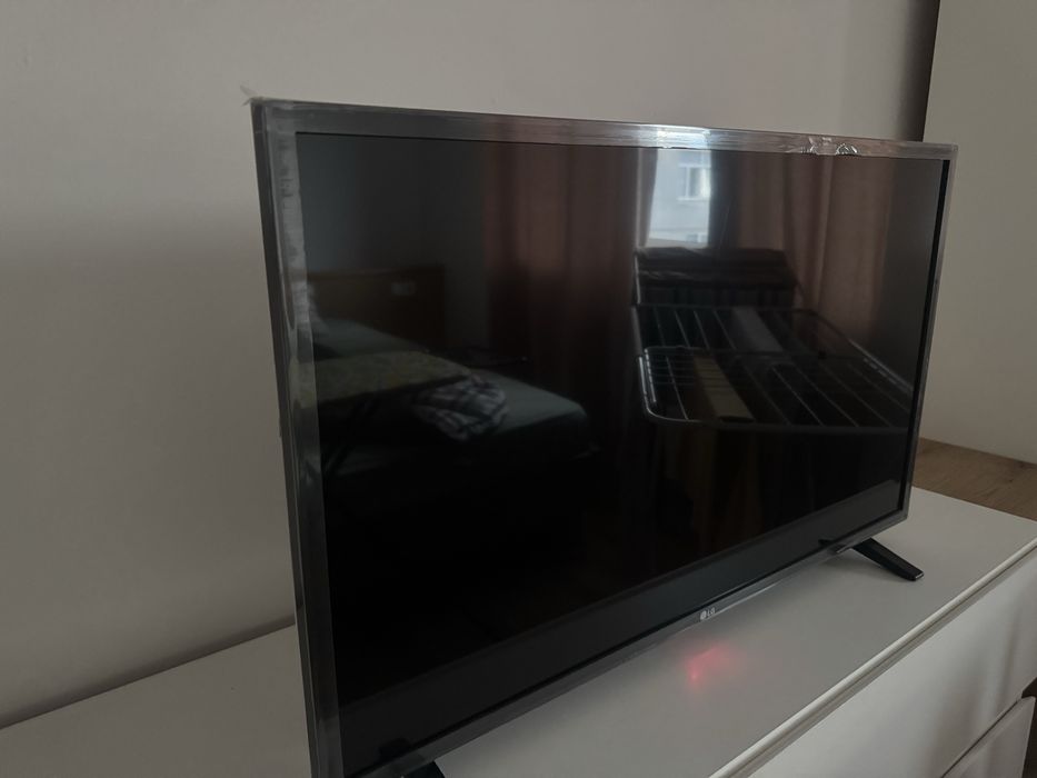 Televizor LG 80 de cm smart