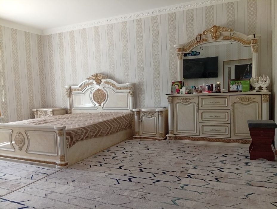 Turar joy honadon sotiladi