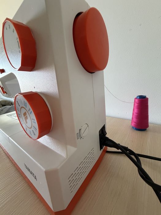 Швейная машина бу