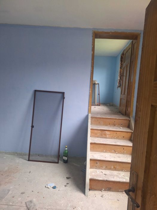 Продавам къща в гр.Кнежа