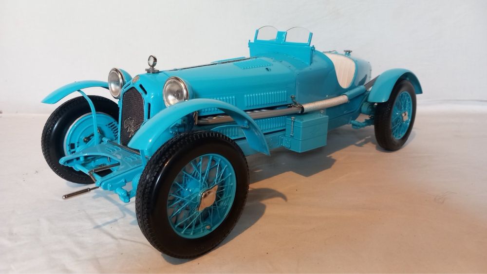 ръчно сглобени модели на коли Pocher