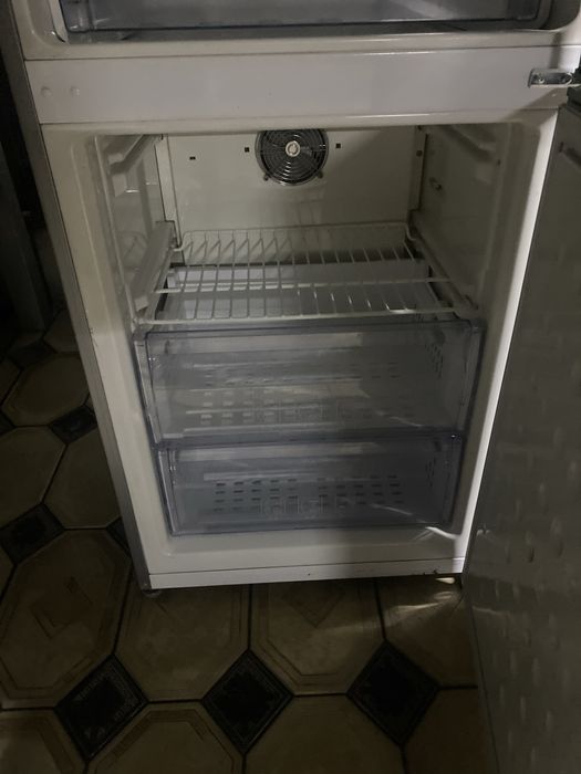 Продам Холодильник  беко. Бу