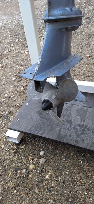 Лодка Zodiac комплект с  двигател 12