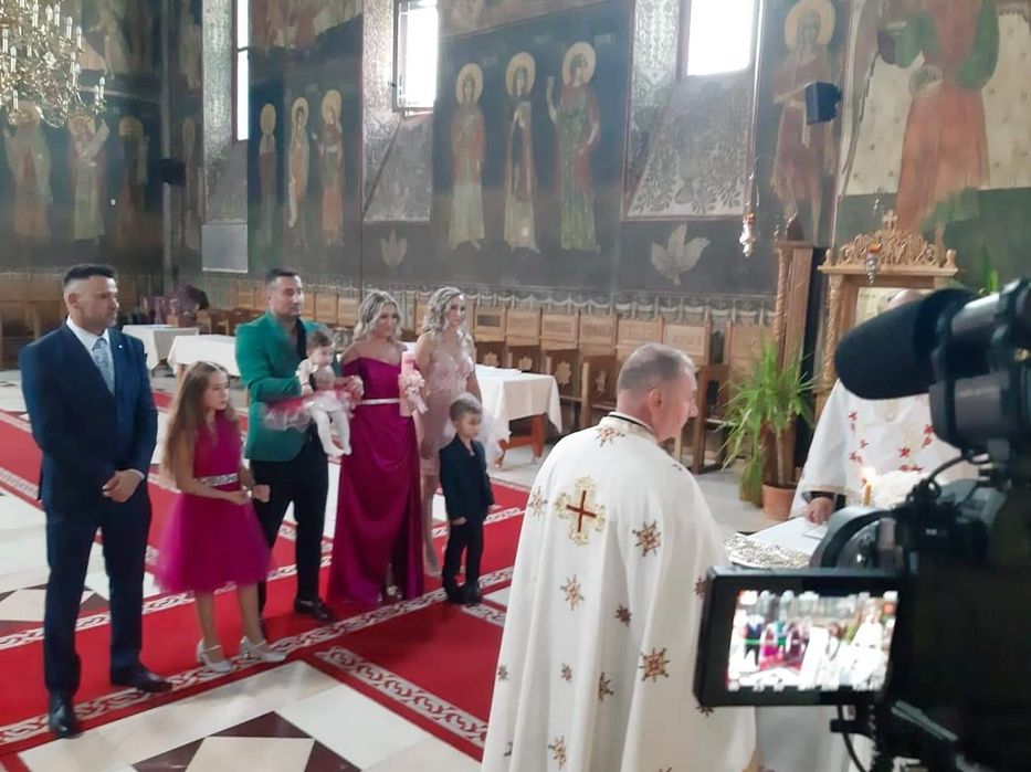 Oferta Botez 6900 lei Dj FotoVideo Ursitoare Cabina Foto / Foto Corner