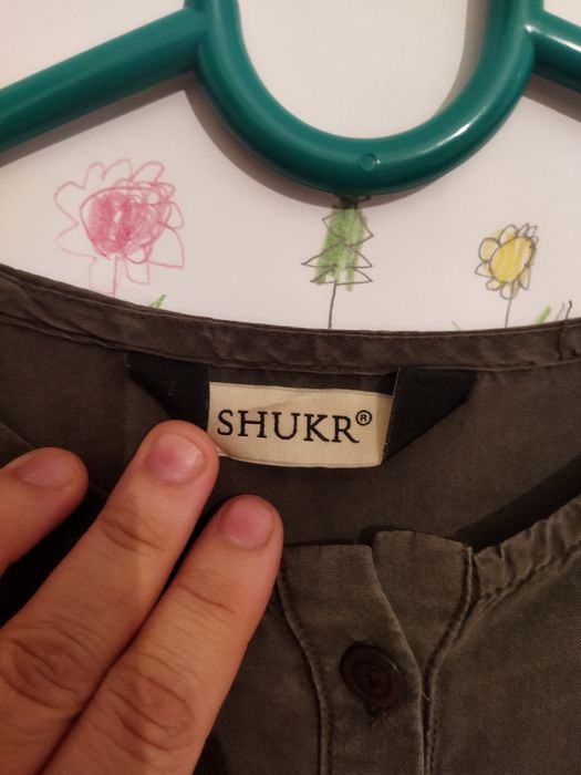 длинное базовое платье от Shukr