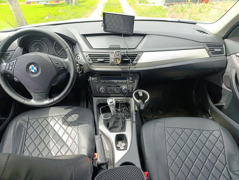 Bmw x1 x drive 2011