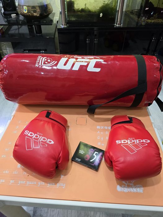 Игрушки машинки разные