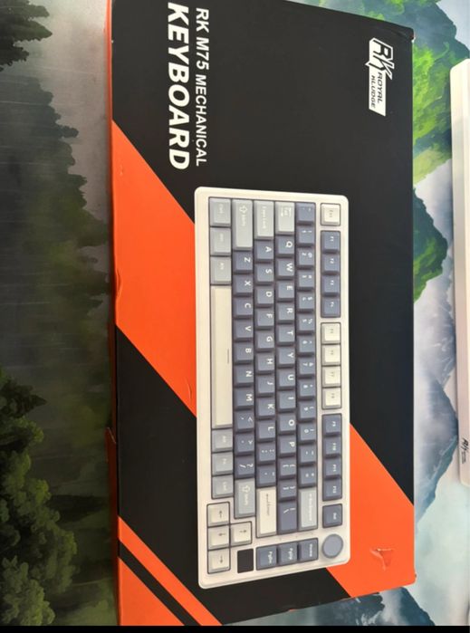 Royal Kludge M75