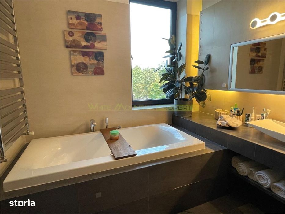 Corbeanca, vila pe colt, 9 camere, sauna