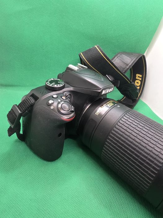 Aparat Foto Nikon D3400+Obiectiv 70-300MM•Amanet Lazar Crangasi •56839,42