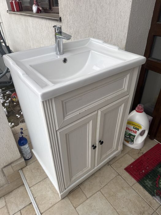 Vand lavoar baie cu dulap