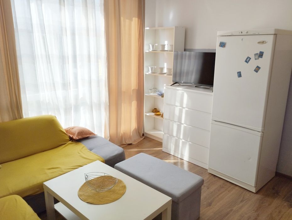 Дава се под наем Двустаен апартамент в Пловдив, Тракия - 50 кв.м за 255 € - Снимка #1