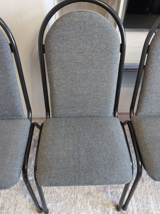 Продам новые Стулья мягкие