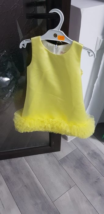 Vând rochiță elegantă fetițe ( 3-4 ani ) !!!