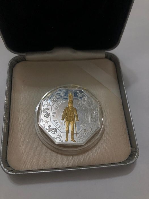 Монета Алтын Адам