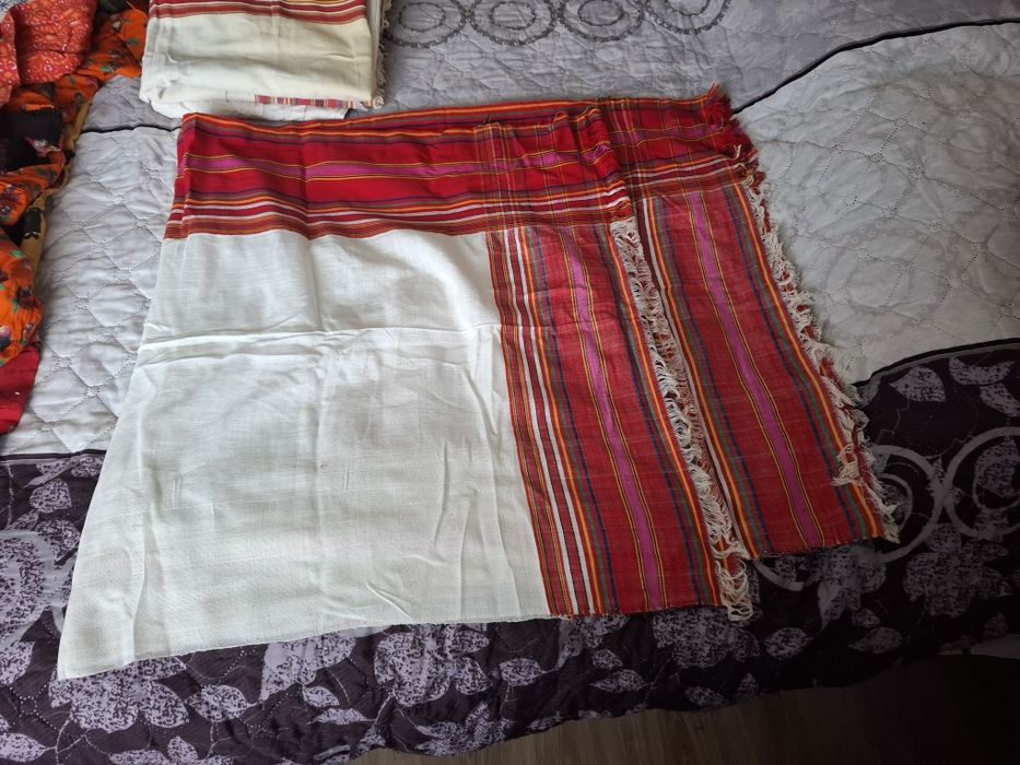 Автентична родопска носия